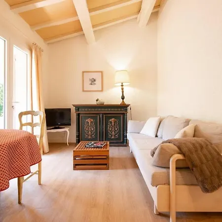 Apartamento Peaceful Haven With Terrace And Parking
